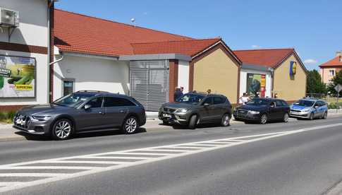 Zderzenie trzech samochodów na 1 Maja w Bielawie