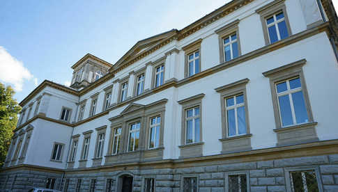 [FOTO] Pałac w Morawie odzyskuje dawny blask