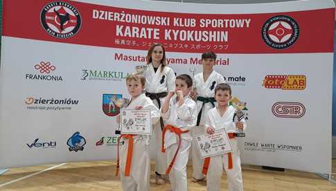 Sukces młodych podopiecznych Świdnickiego Klubu Kyokushin Karate na VII Memoriale Masutatsu Oyamy w Dzierżoniowie