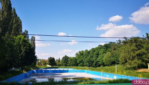 Gmina planuje remont basenu otwartego i przebudowę Hali Słonecznej