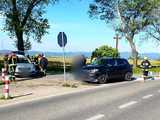 Zderzenie osobówek na skrzyżowaniu Tarnów-Olbrachcice