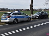 Zderzenie bmw i skody na drodze Dzierżoniów - Świdnica