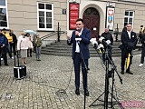 Konferencja Szymona Hołowni