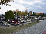 Wszystkich Świętych - wizyta na cmentarzach