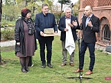 Otwarto park lapidarium przy Muzeum Miejskim Dzierżoniowa