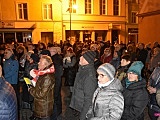 Manifestacja w obronie Jana Pawła II w Dzierżoniowie