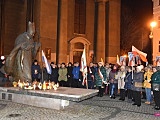 Manifestacja w obronie Jana Pawła II w Dzierżoniowie