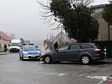 Zderzenie renault i forda w Kietlicach