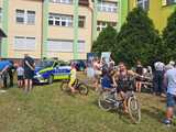 Dzierżoniowscy policjanci wzięli udział w rodzinnym pikniku zorganizowanym przez OPS