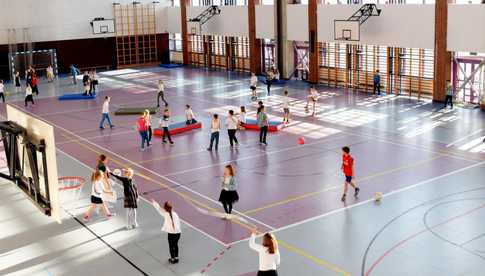 Dzierżoniowski sport szkolny - poznaj ofertę