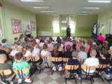 Funkcjonariusze odwiedzili dzieci z tuszyńskiej podstawówki