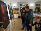 Wystawa młodych artystów w pałacu w Kiełczynie