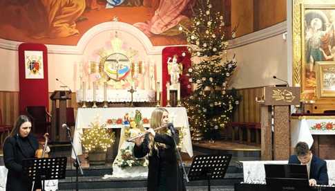 Kolędy i pastorałki wybrzmiały w piławskim kościele