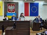 Zarząd Powiatu Dzierżoniowskiego z wotum zaufania i absolutorium za 2024 rok