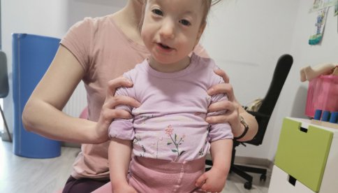 3,5-letnia Nadia Kołodziej ze Szczytnej cierpi na bardzo rzadką wadę genetyczną