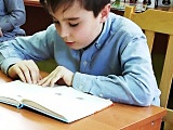 Do przesłuchań w bibliotece w Szalejowie Górnym przystąpiły 64 osoby z siedmiu szkół podstawowych z terenu gminy Kłodzko