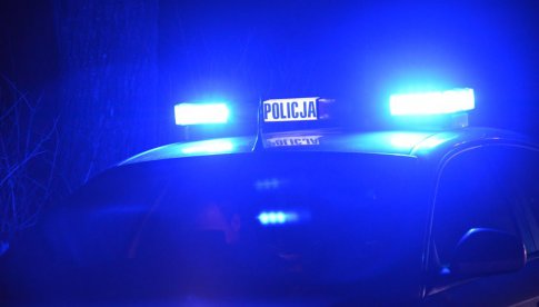 Policjanci z powiatu kłodzkiego zatrzymali kobietę, która kierowała pojazdem mając 1,7 promila alkoholu.