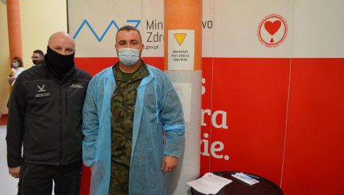 Pierwszy funkcjonariusz-ozdrowieniec z Zakładu Karnego w Kłodzku „zameldował się” w Regionalnym Centrum Krwiodawstwa i Krwiolecznictwa w Wałbrzychu.