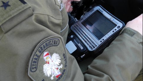 funkcjonariusze z Nadodrzańskiego Oddziału Straży Granicznej zatrzymali i ujawnili łącznie 11 osób, a także w ramach kontroli sanitarnej skontrolowali 1341 osób podróżujących z Czech.