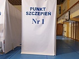 W hali sportowej w Nowej Rudzie-Słupcu, przy ulicy Kłodzkiej 16, został przygotowany Punkt Szczepień Powszechnych we współpracy z NZOZ Evita.