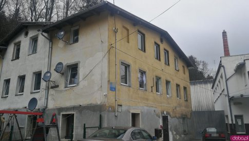 Wracamy do tematu zdarzenia, jakie miało miejsce 30 kwietnia w Polanicy-Zdroju, gdzie w jednym z mieszkań ujawnione zostały zwłoki 56-letniego mężczyzny