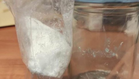 Znaczne ilości amfetaminy znalezione w zamrażalniku