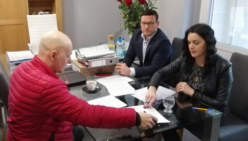 Podpisano umowę na przebudowę ul. Okrzei w Kudowie-Zdroju 