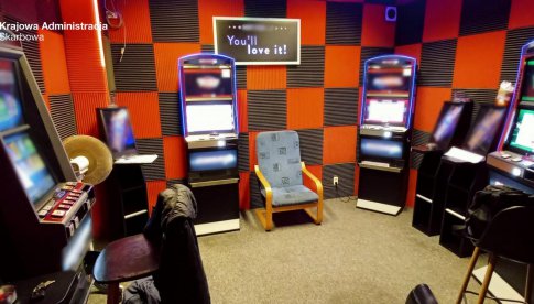 KAS zatrzymała nielegalne automaty do gier hazardowych