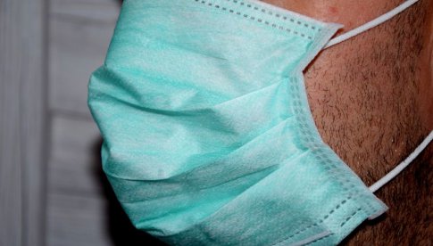 Kolejne przypadki zakażenia koronawirusem w Polsce. Nie żyją dwie osoby