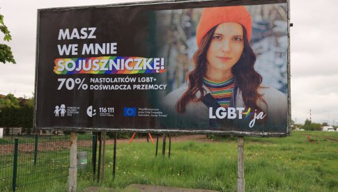 Kampania „LGBT+ja” - samorządy włączają się we wsparcie dla nastolatków przeciwko homofobicznej przemocy