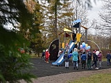 Nowy plac zabaw przy SP 2 w Świdnicy