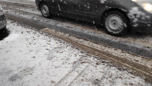 Gmina Strzegom: Kto jest odpowiedzialny za utrzymanie dróg w okresie zimowym?