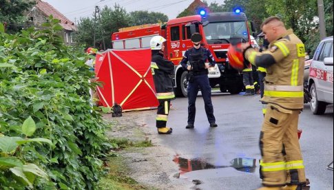 [FOTO] Tragedia w Gołaszycac. Z rzeki wyłowiono ciało 