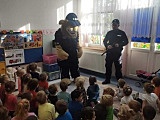 Policjanci świdnickiej komendy z wizytą w przedszkolu miejskim 