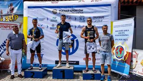 Funkcjonariusz z Komisariatu Policji w Żarowie wywalczył III miejsce w Mistrzostwach Polski Policji w triathlonie Mietków