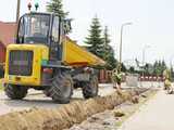 Rozpoczęły się prace przy budowie dróg na ul. Cembrowskiego i Stumetrówki w Żarowie [FOTO]