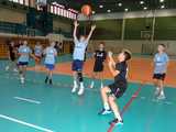 [FOTO] Młodzi koszykarze rywalizowali podczas eliminacji klas 7-8