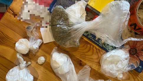 Policjanci zabezpieczyli kolejne porcje narkotyków