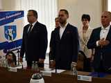[FOTO] Nowi radni i burmistrz Świebodzic złożyli ślubowania na nową kadencję