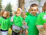 [FOTO] Żarowskie przedszkolaki świętowały z optymistycznym akcentem