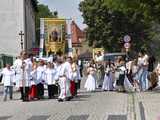 [FOTO] Tłum wiernych przeszedł w procesji z okazji Bożego Ciała w Strzegomiu