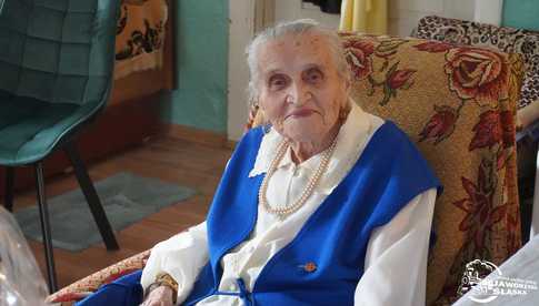 Pani Janina z Milikowic skończyła 100 lat! Poznajcie historię niesamowitej jubilatki
