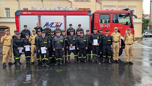 [FOTO] Druhowie ukończyli egzamin szkolenia podstawowego na strażaka ratownika OSP