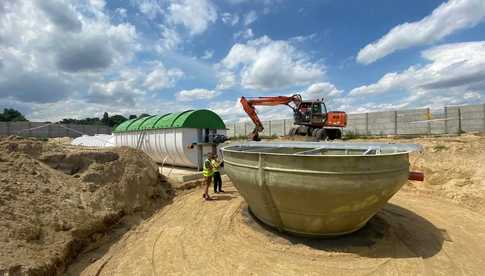 [FOTO] Dobiega końca budowa kanalizacji w Mokrzeszowie