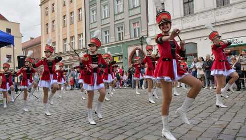 [WIDEO/FOTO] Grają dla Ewy Cuban. Charytatywny festyn pełen występów i atrakcji