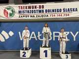 [FOTO] Młodzi zawodnicy taekwondo przywieźli worek medali z Mistrzostw Dolnego Śląska!