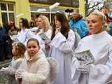 [WIDEO/FOTO] Trzej Królowie przybyli do Strzegomia. Przez miasto przeszedł uroczysty orszak