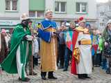 [WIDEO/FOTO] Trzej Królowie przybyli do Strzegomia. Przez miasto przeszedł uroczysty orszak