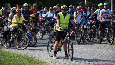 Droga rowerowa w pasie DK 35 na terenie Świdnicy