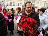 [WIDEO/FOTO] Wspólnie wystąpiły przeciwko przemocy. Akcja One Billion Rising w Świebodzicach